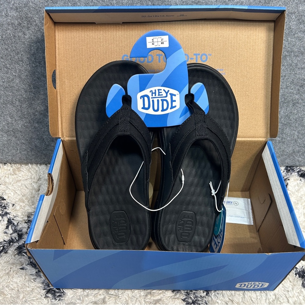 Hey Dude Men’s 9 Finn Flip Black Casual Flip Flop Comfort Footbed Pool Beach New